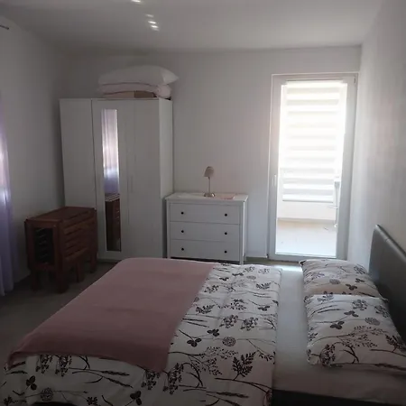 Apartment Aryan 1 *